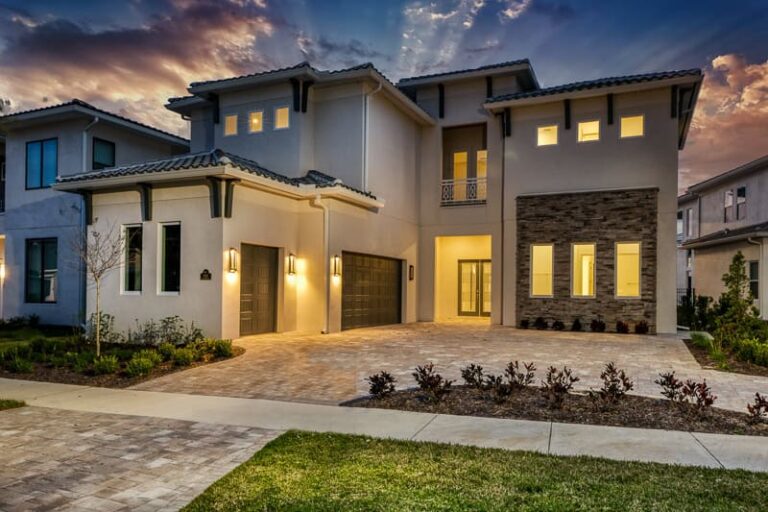 Luxury resort home front driveway