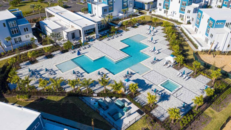 Spectrum Resort Orlando clubhouse with pool